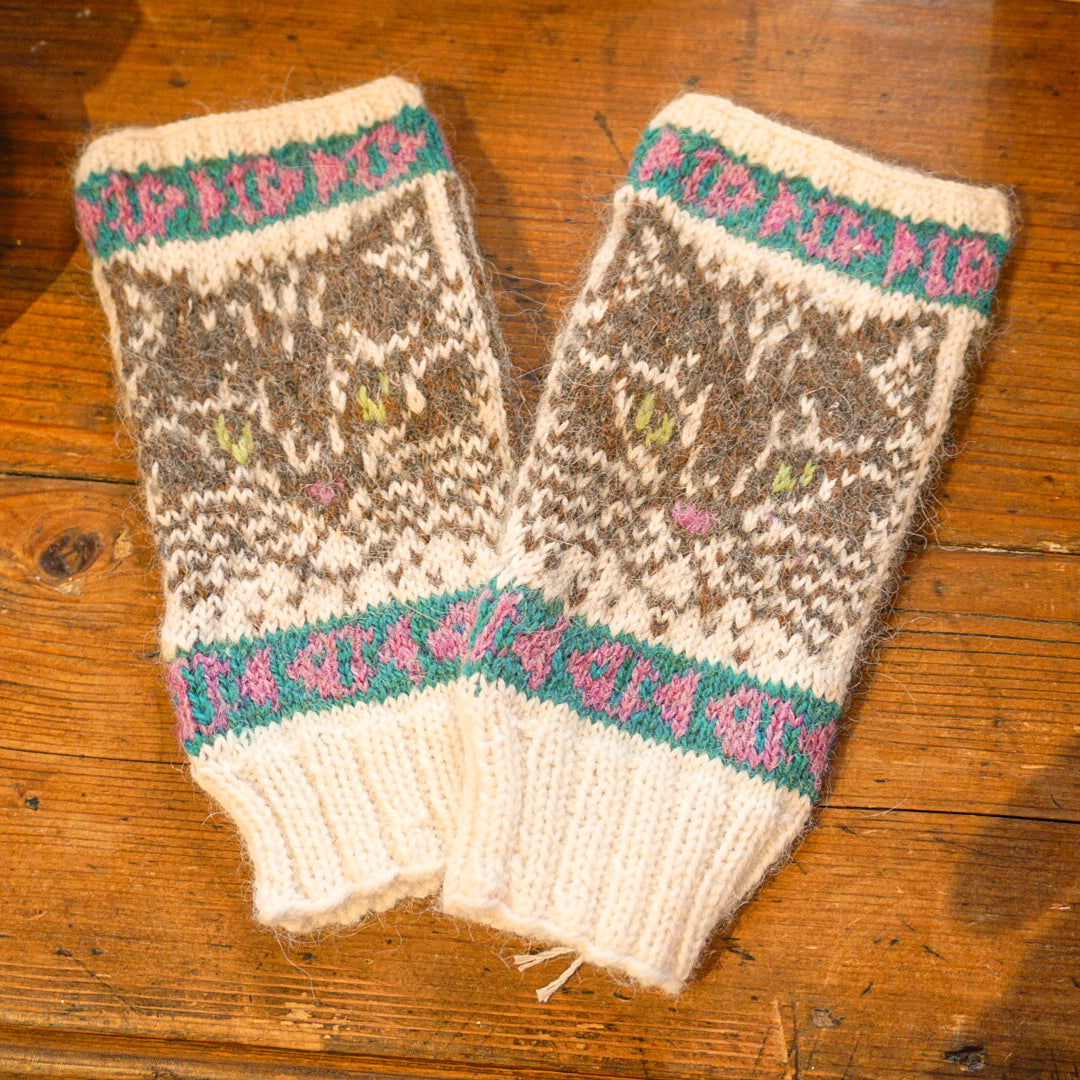 Fingerless Kitten Mittens by Sue Philippson-Madill