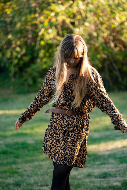 Louve Design - Long button-up shirt: Leopard / Xsmall